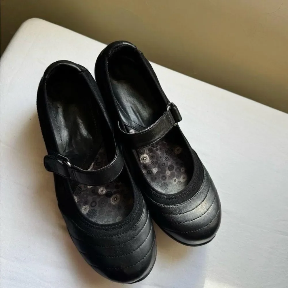 Naturalizer Jonnie Mary Jane Size 7.5 Wide